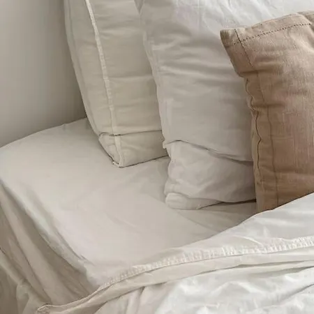 Supercentral King Bed Fast Wifi